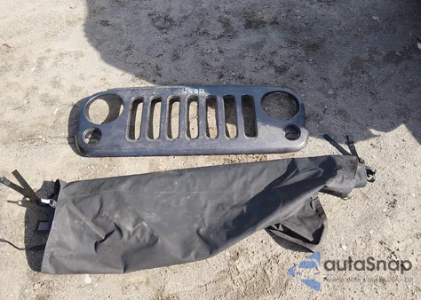 2010 Jeep Wrangler Sport z USA, uszkodzony, nr VIN 1J4AA2D13AL212174